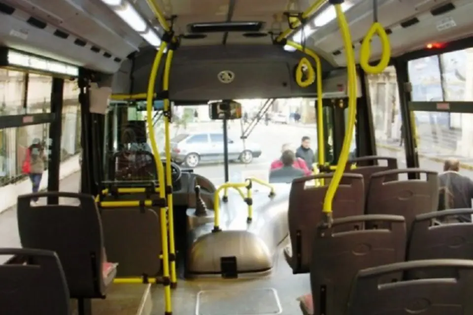 Sorpresivo paro de choferes por falta de pago