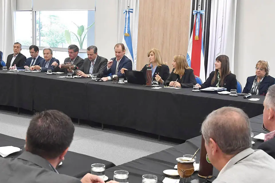 Qué dijo a su gabinete Bordet después de la ventaja de 165.000 votos