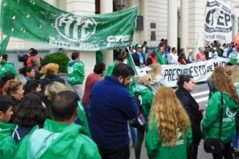 Estatales se declararon en estado de alerta