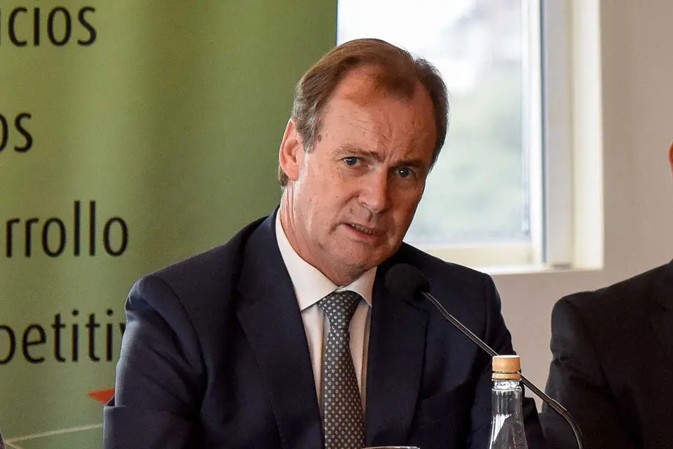 Bordet recuerda promesa para terminar obra en tierra de Cambiemos