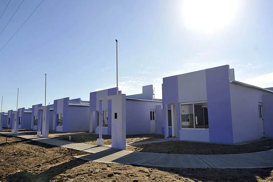 Destacan que se licitarán nuevas casas sin fondos nacionales