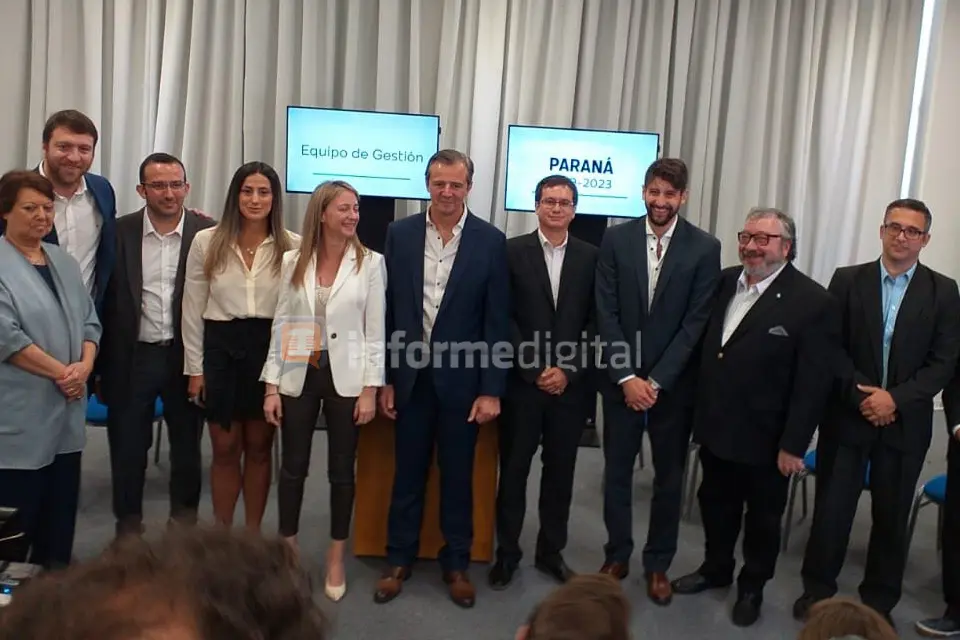 Bahl congeló su salario y el de sus funcionarios