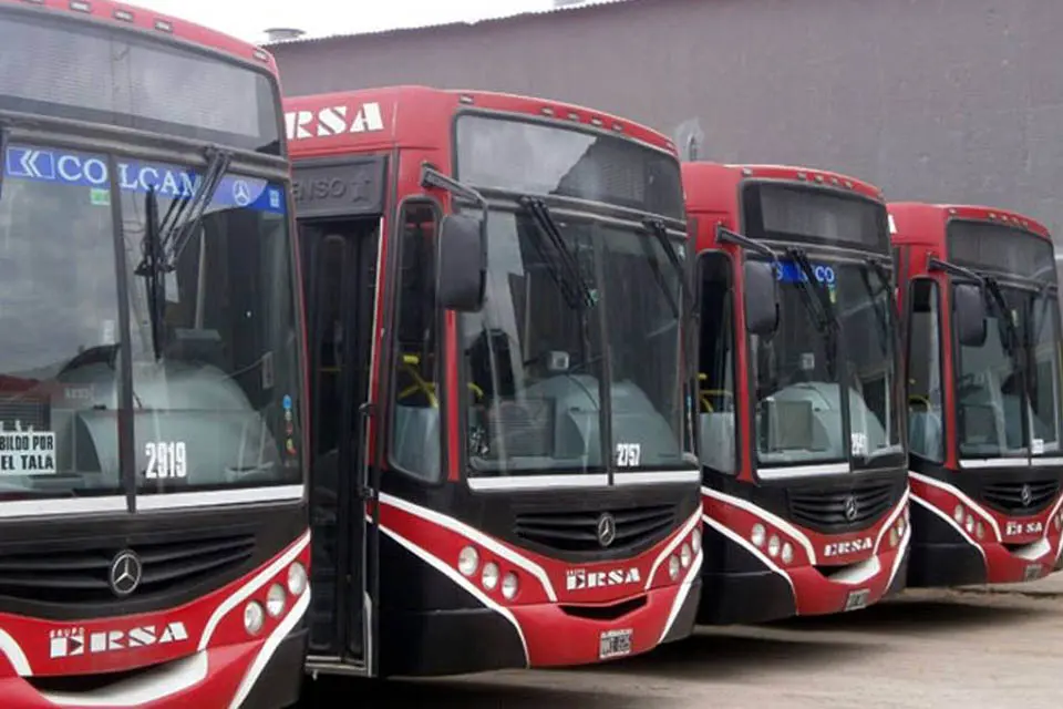Paraná otra vez sin colectivos por falta de pago a choferes