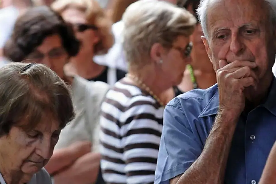 Denuncian geriátricos sin habilitación