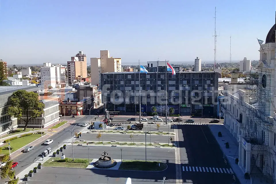 Pide que vuelvan a trabajar todos los estatales