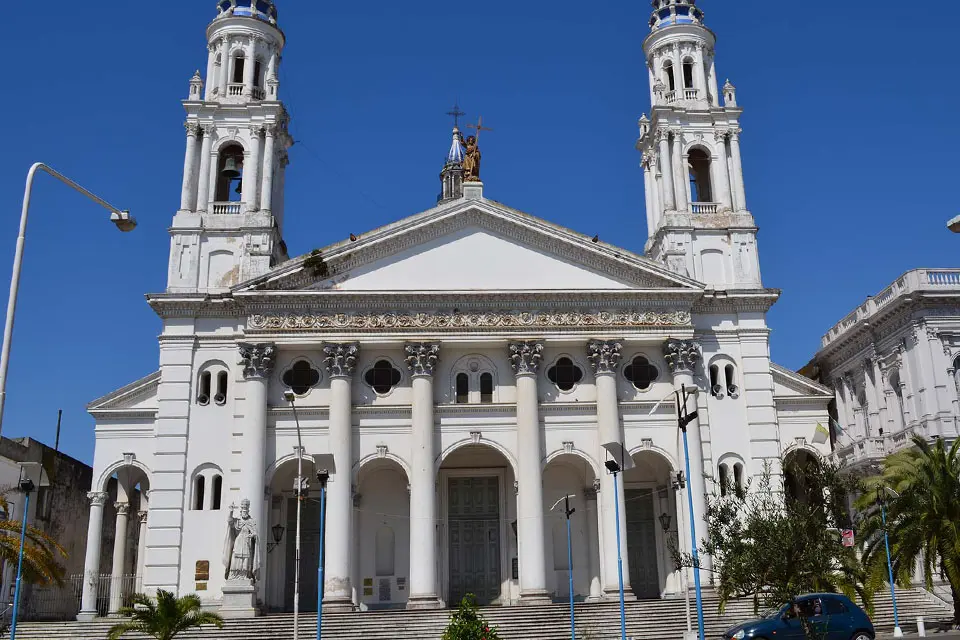 Vuelven las misas pero no en Paraná, Santa Ana e Ibicuy