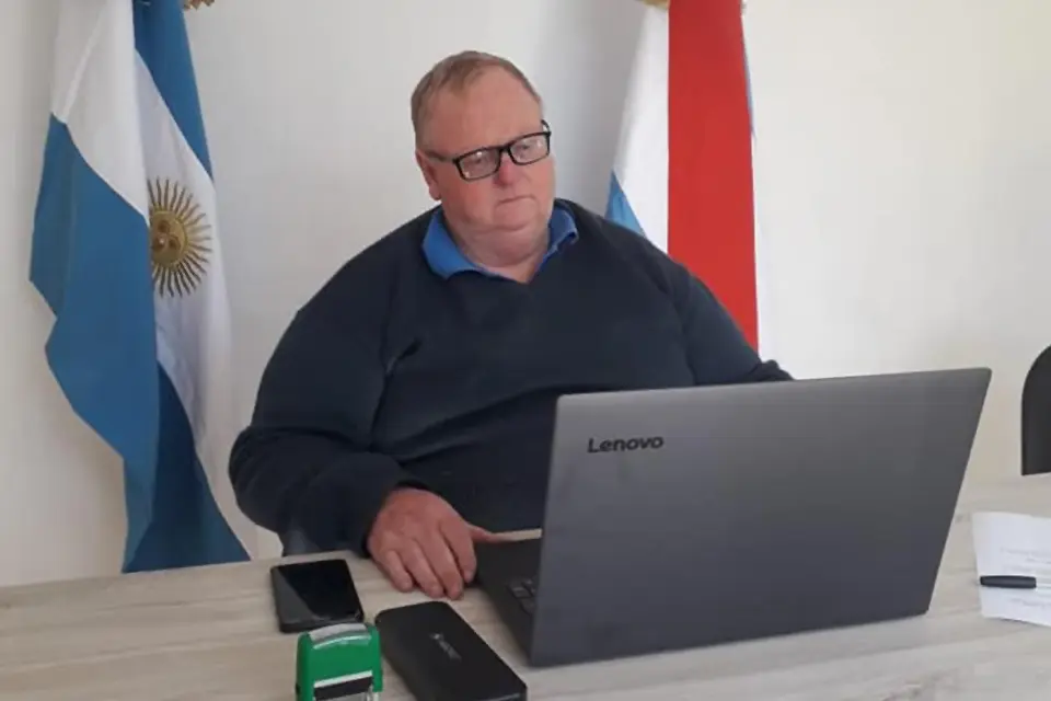 Frenó a los gritos a un empresario y ahora se le plantó a Bordet