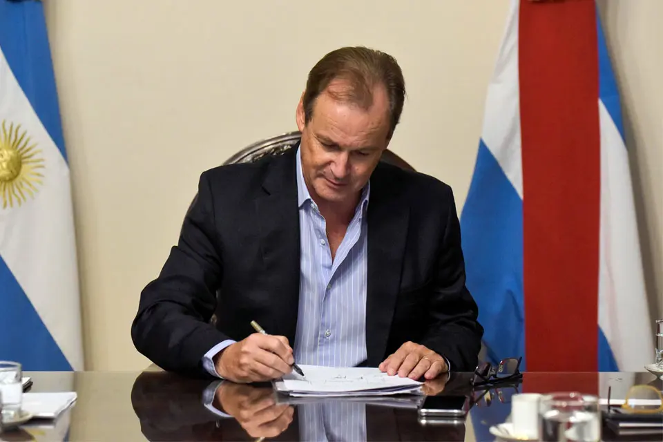 El decreto de Bordet que prohíbe reuniones