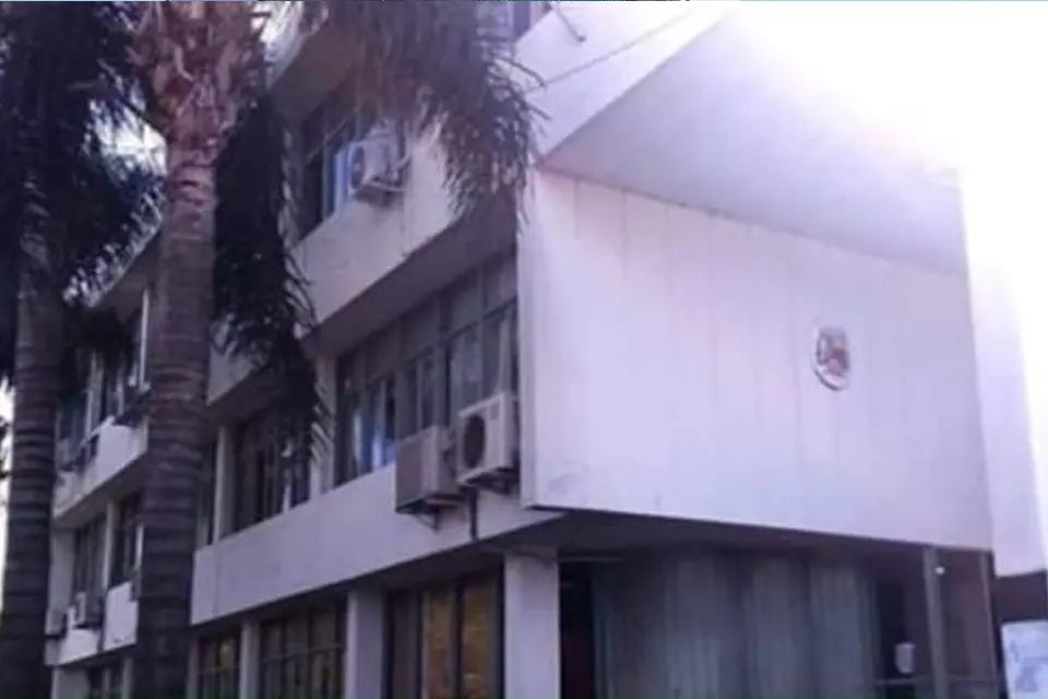Santa Elena paga sueldos con aumento
