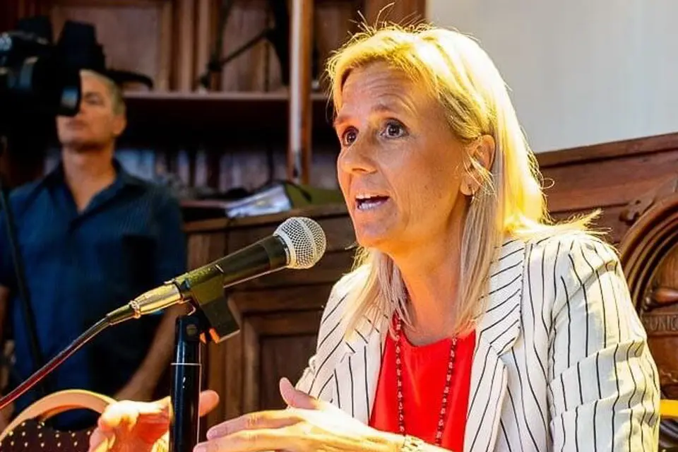 Una mujer vuelve a hacerse cargo de la Defensoría del Pueblo