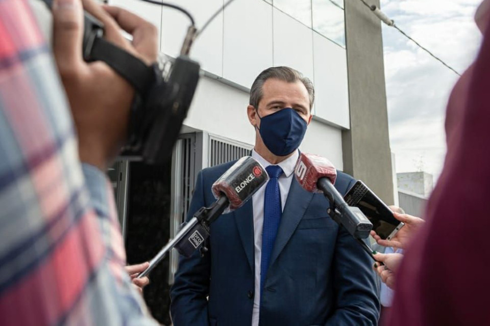 Bahl dijo que se amesetaron los casos