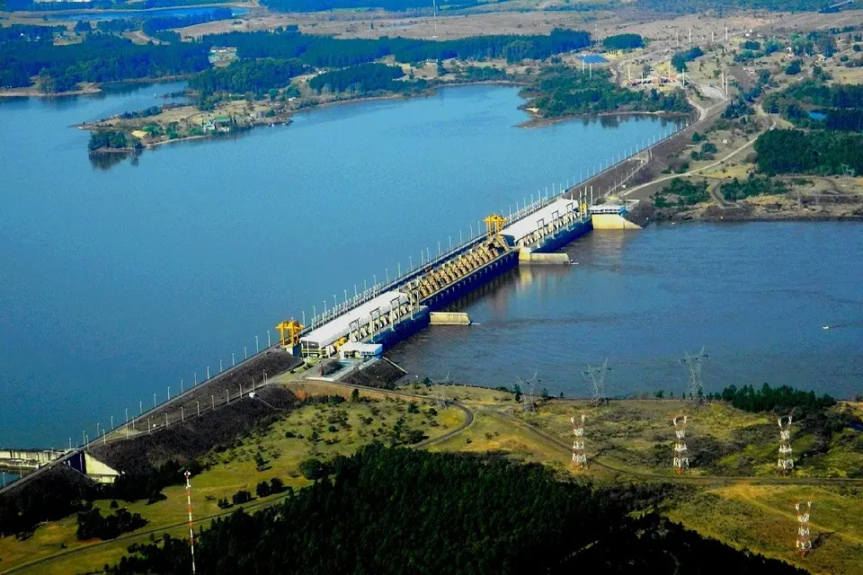 Entre Ríos percibirá automáticamente los excedentes de la represa