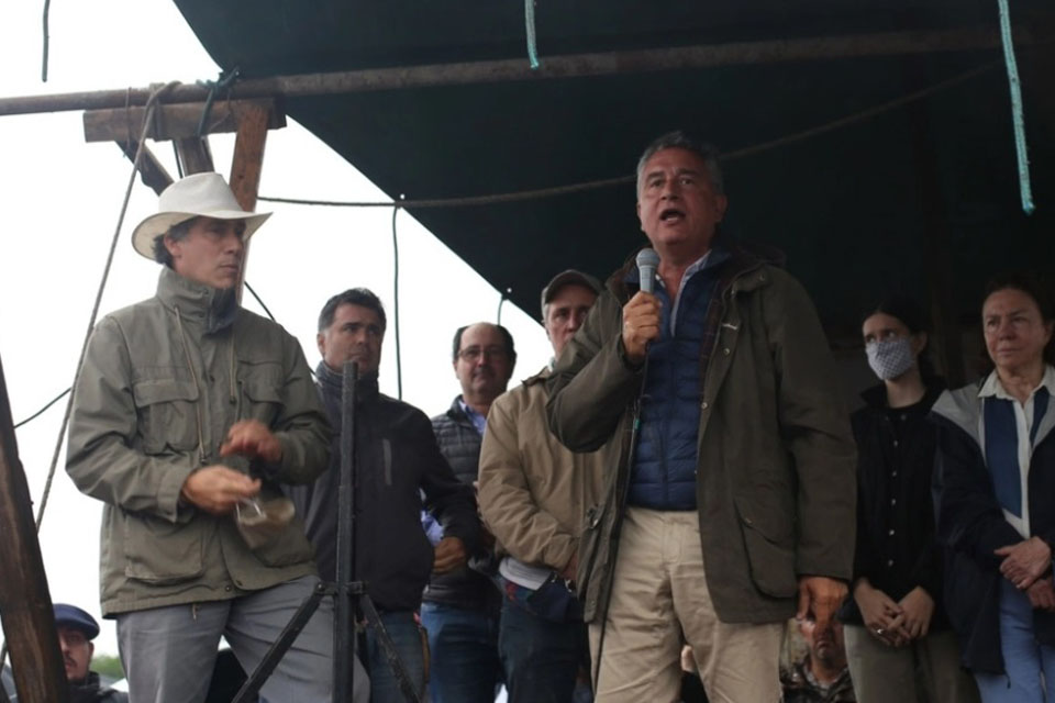 Ahora no le pagan a sus propios abogados