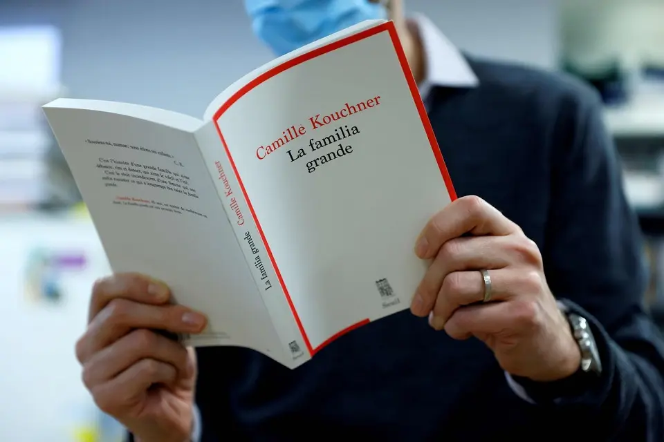 Un libro afronta el tabú del abuso sexual intrafamiliar