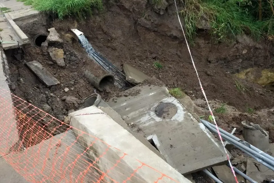 Varisco presupuestó dos veces el mismo puente que no aguantó la lluvia