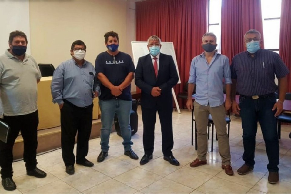 Los sindicatos municipales toman postura ante el conflicto de IOSPER