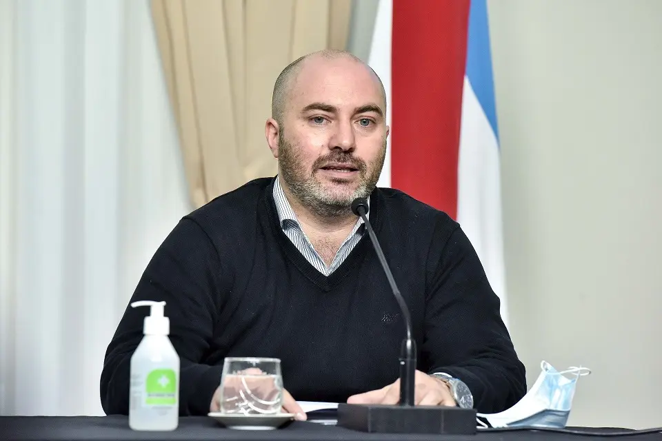 “El riesgo de nuevas cepas está totalmente latente”