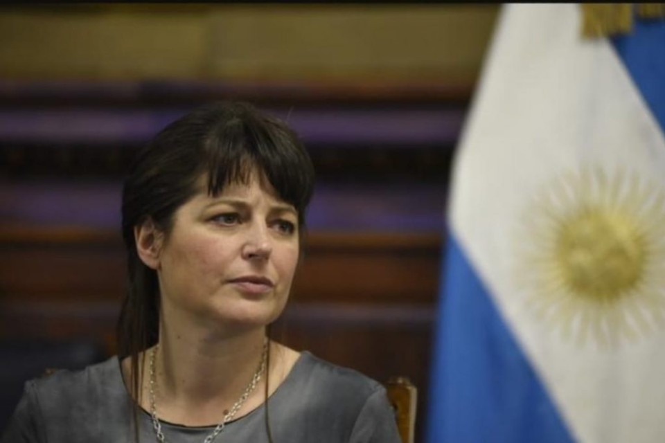 Gaillard y otros cinco diputados contrajeron el virus
