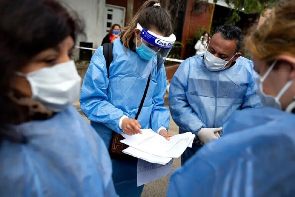 Más intendentes van por nuevas restricciones
