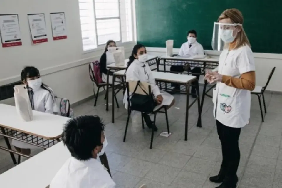 Presencialidad: Agmer convocó a plenario de urgencia