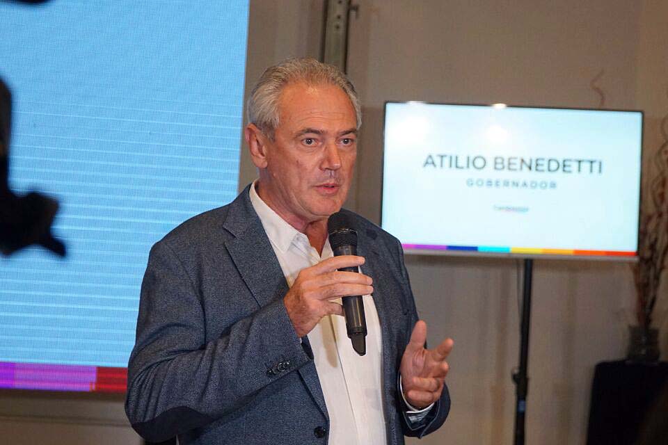Benedetti tiene Covid