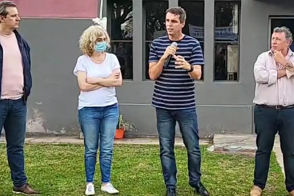 “Nosotros trabajamos hasta abajo de la lluvia”