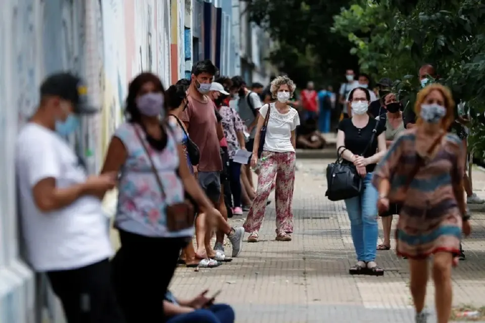 Descartan nuevo aislamiento por la tercera ola
