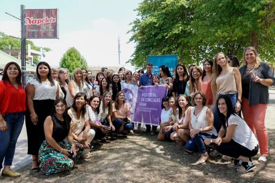 Cresto también se muestra como candidato