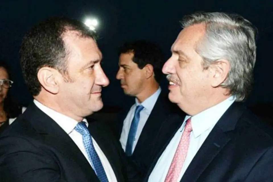 Kueider gestiona un sub bloque también con opositores