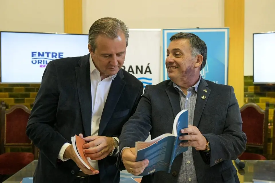 Bahl y Oliva apuestan a la literatura