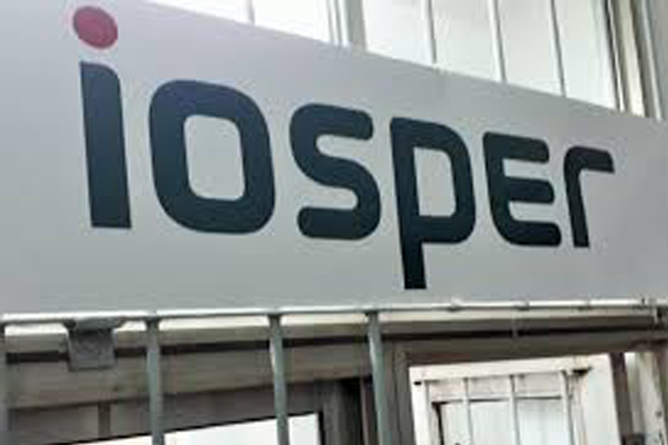 Peligra la vida de una joven por la burocracia del Iosper