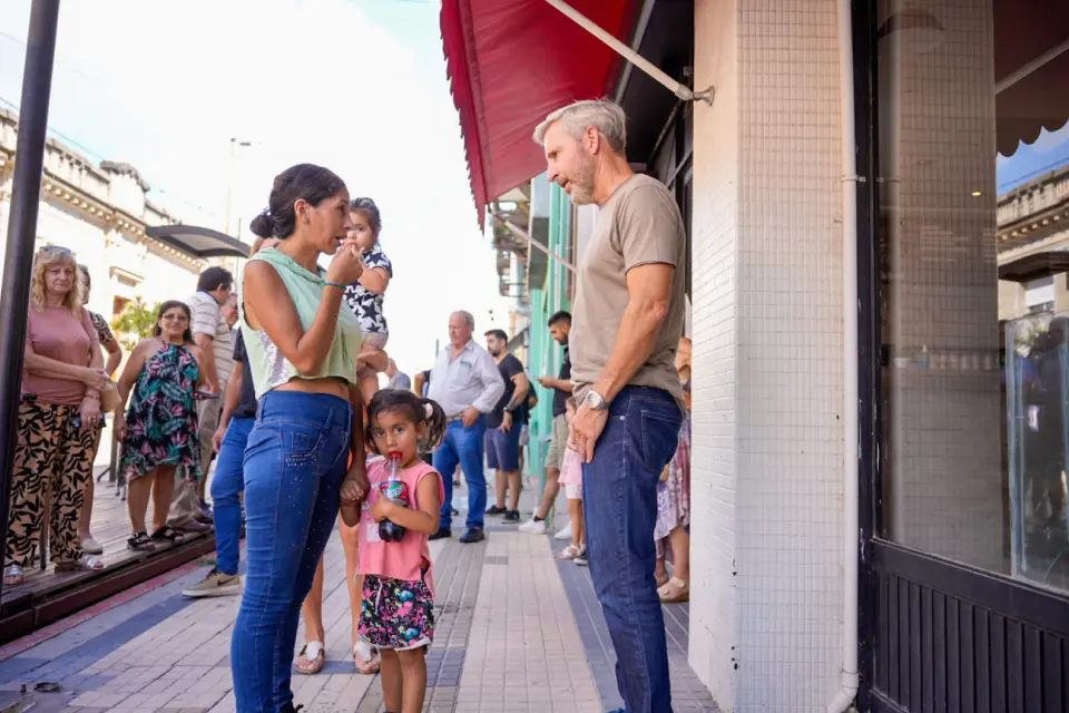 Frigerio omite críticas y sigue de recorrida por la provincia