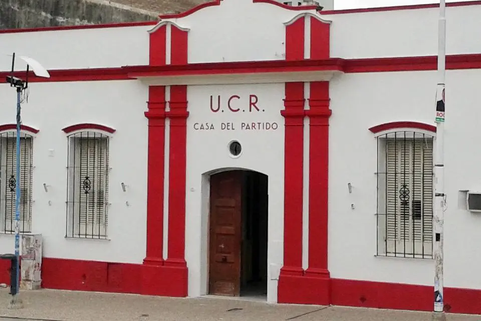 Cerraron las listas y candidatos radicales de Paraná