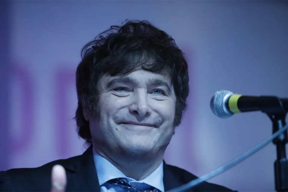 Antes de su llegada a Entre Ríos Milei define candidatos