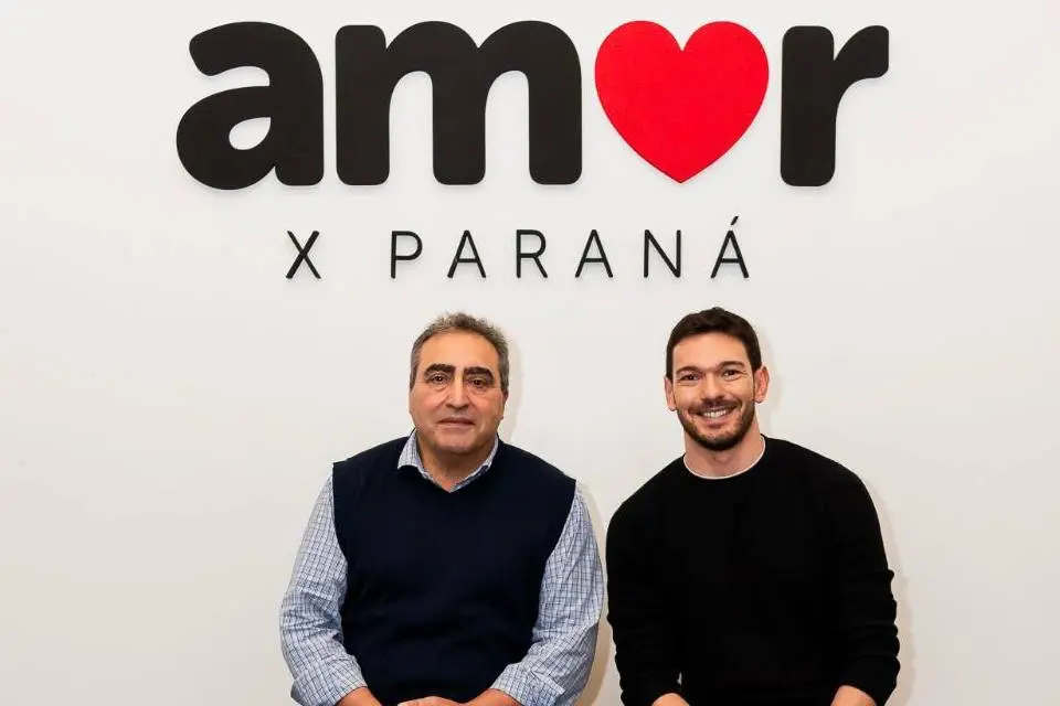 Luego de bajarse de la candidatura se sumó a Gainza