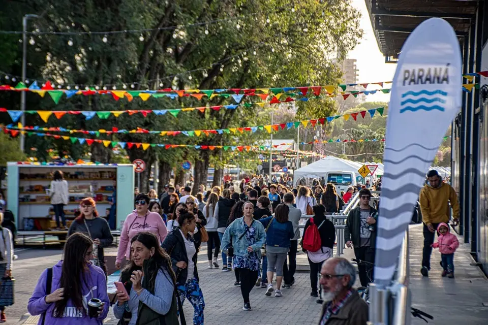 La ocupación en la provincia cayó casi a la mitad con respecto al 2023