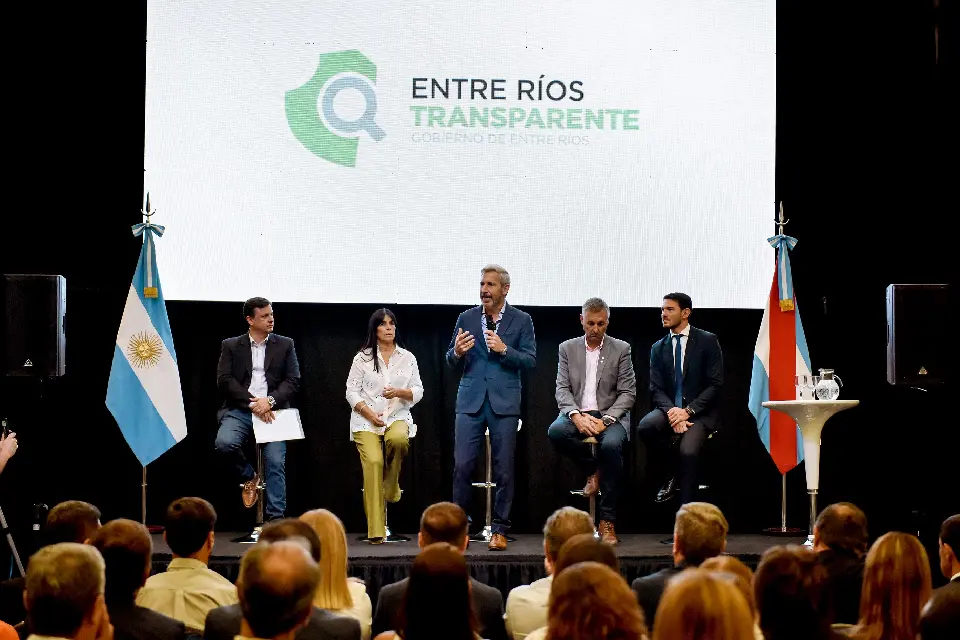 Frigerio hace públicos datos de su gobierno