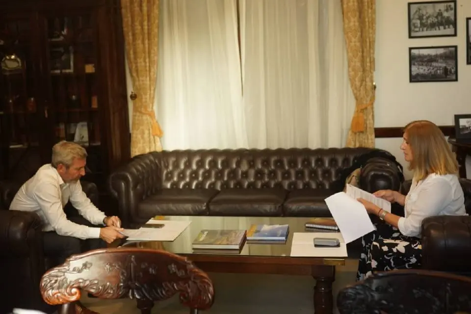 Frigerio y Romero buscan garantizar transporte y obras en Paraná