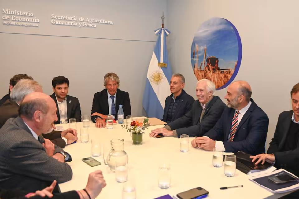 (Mención a funcionario entrerriano) Anuncio: el Gobierno creó una Subsecretaría de Economías Regionales