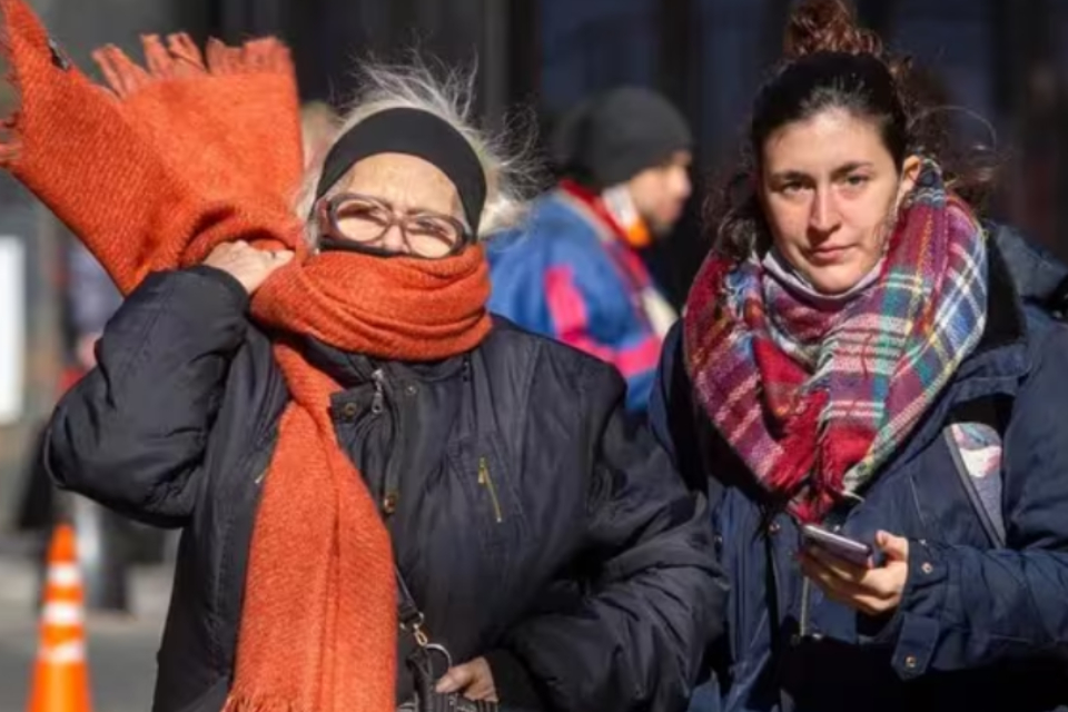 (Mención a Entre Ríos) ¿Sigue la ola polar el fin de semana? El pronóstico del tiempo en CABA y el interior del país