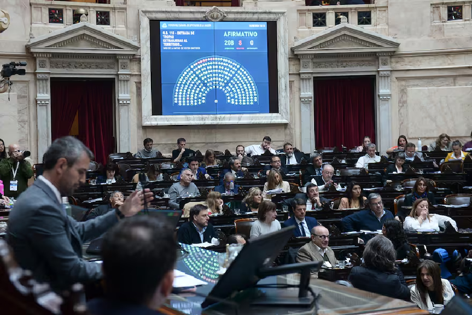 (Mención a diputada entrerriana) La Cámara de Diputados aprobó un proyecto que garantiza que las escuelas estén abiertas durante los paros