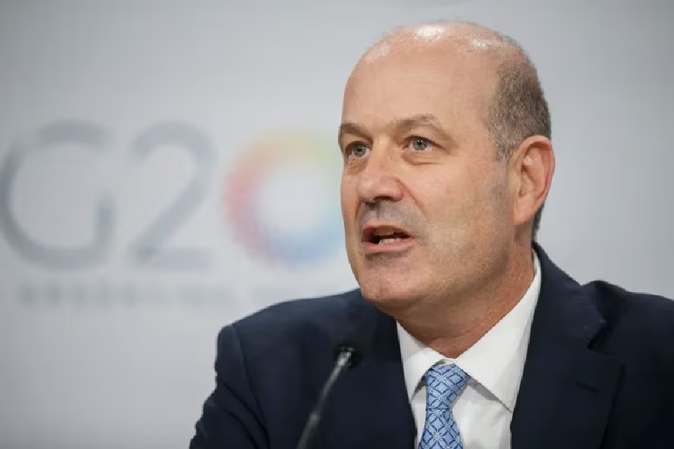 (Mención a Frigerio) El Gobierno oficializó la designación de Sturzenegger como representante en el “Consejo de Mayo”