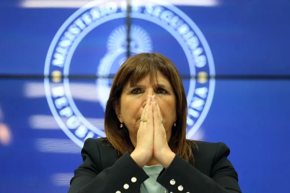 Bullrich dijo que no habló con Benedit por la visita a los genocidas