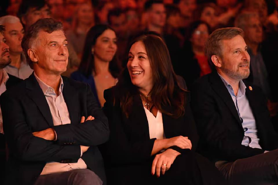 (Mención a Frigerio) Mauricio Macri y Pro acordaron apoyar el veto de Milei a la ley universitaria, pero con duras críticas al Gobierno