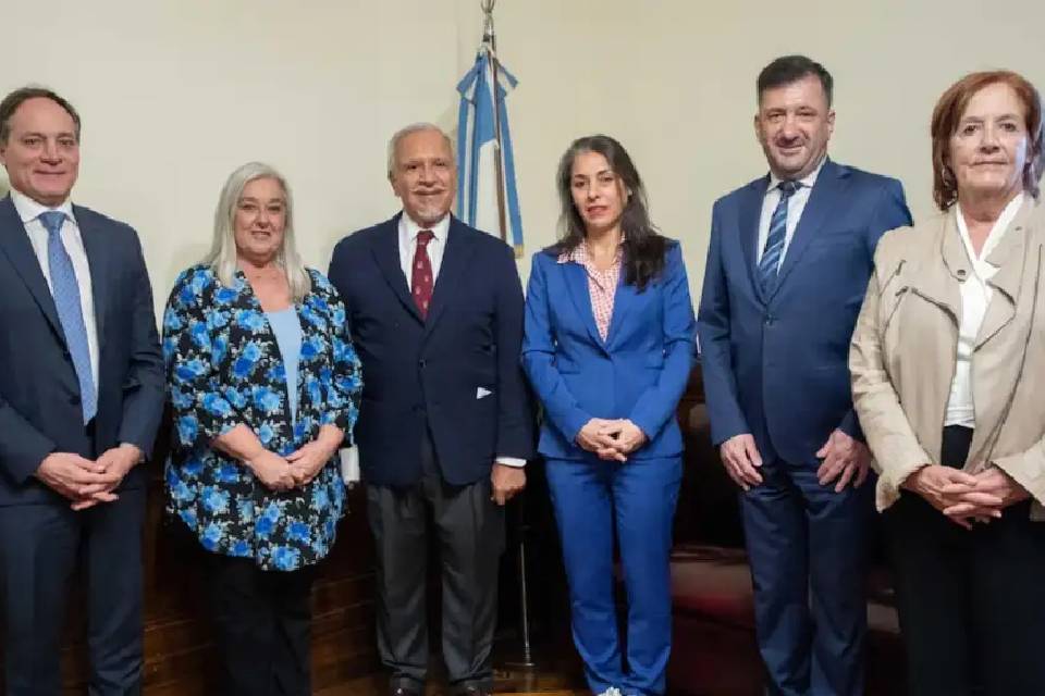 Se presentaron dos proyectos para trasladar la Capital Federal: las opciones son Río Negro o Entre Ríos