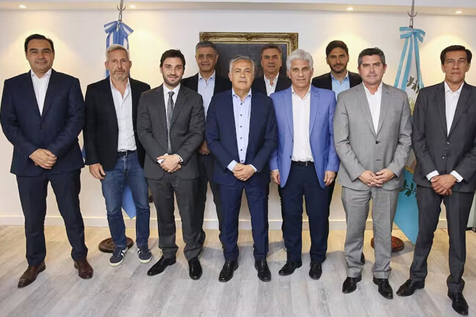 (Mención a Frigerio) Los gobernadores aliados le exigen a Javier Milei sancionar el Presupuesto 2025