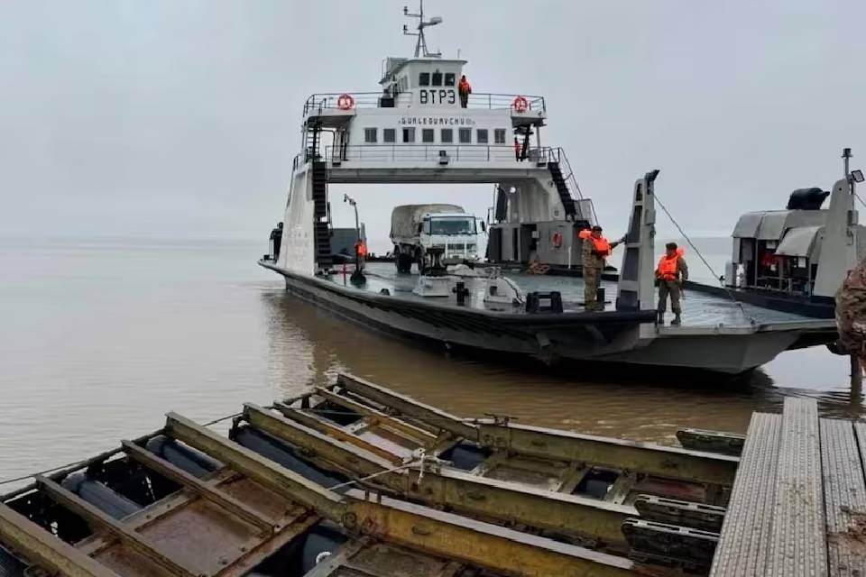(Mención a Entre Ríos) Santa Fe: buscan a un soldado que cayó al río Paraná en medio de ejercicios militares
