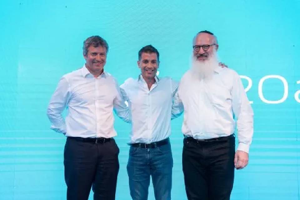 (Mención a Entre Ríos) Cumple 25 años fyo, la empresa rosarina pionera en digitalizar el agro