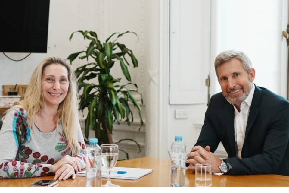 Rogelio Frigerio va a la Corte contra Milei por una deuda con la represa Salto Grande