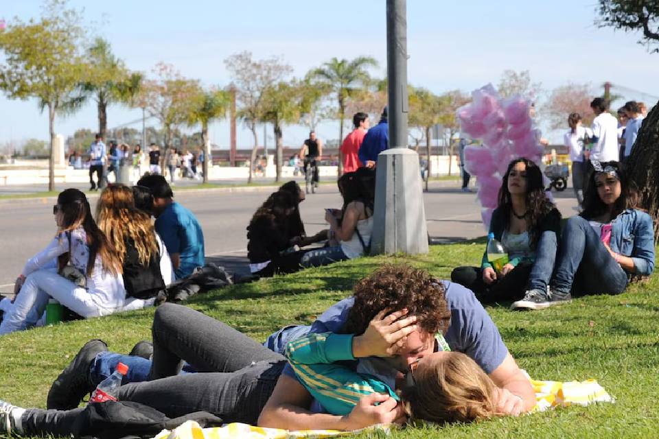 (Datos de Entre Ríos) Tras varios días de calor, regresan las lluvias a la Ciudad de Buenos Aires: el detalle del pronóstico del tiempo